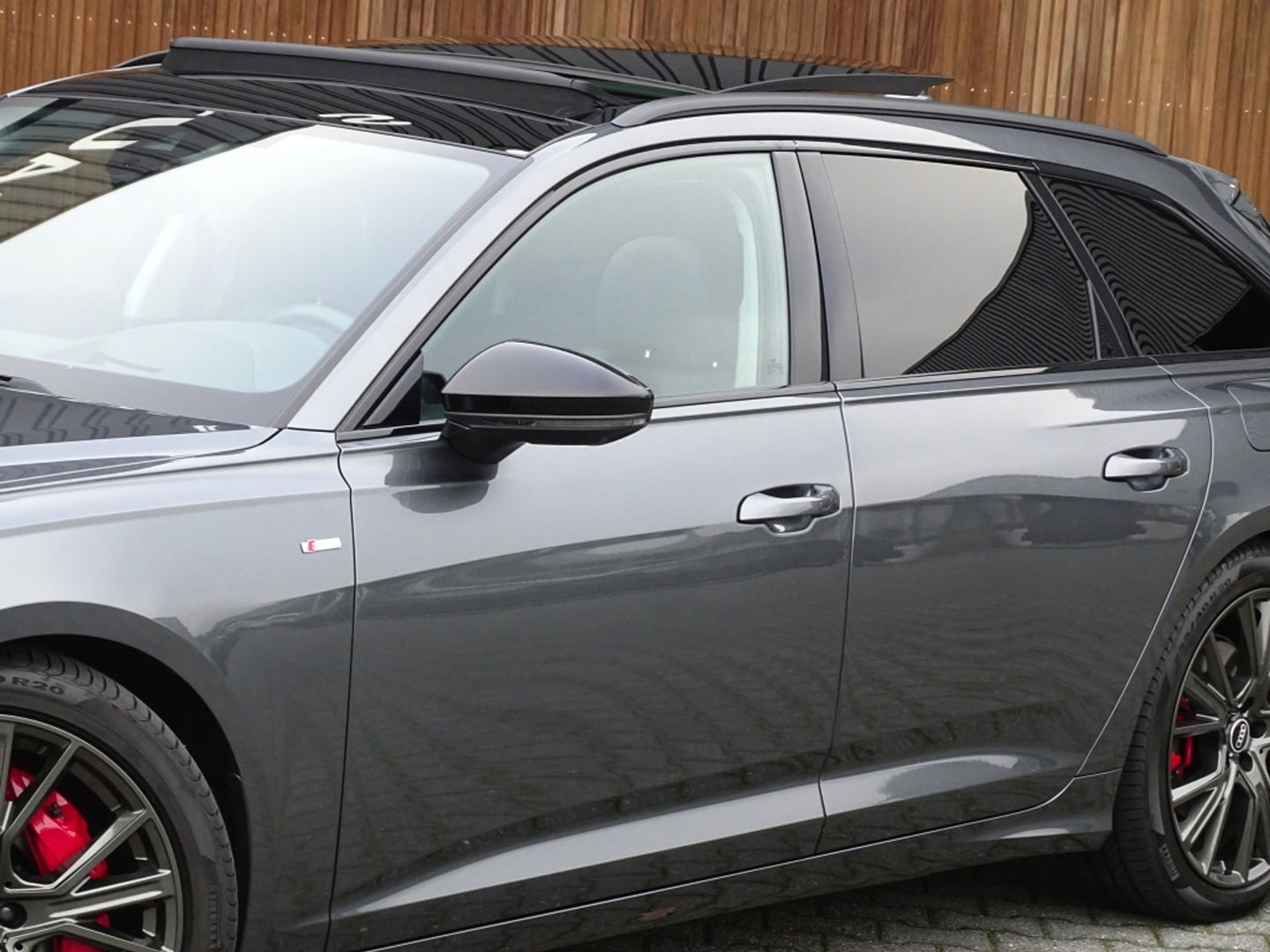 Audi A6 Avant 55 TFSI e 367PK Quattro Comp. / S-ed / 360° / B&O / LED