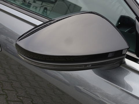 Audi A6 Avant 55 TFSI e 367PK Quattro Comp. / S-ed / 360° / B&O / LED