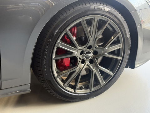 Audi A6 Avant 55 TFSI e 367PK Quattro Comp. / S-ed / 360° / B&O / LED