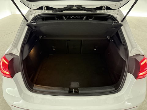 Mercedes-Benz A-Klasse 180 AMG | Pano | Virtual | Camera | Cruise | Carplay | Stoelverw. | Navi | NAP