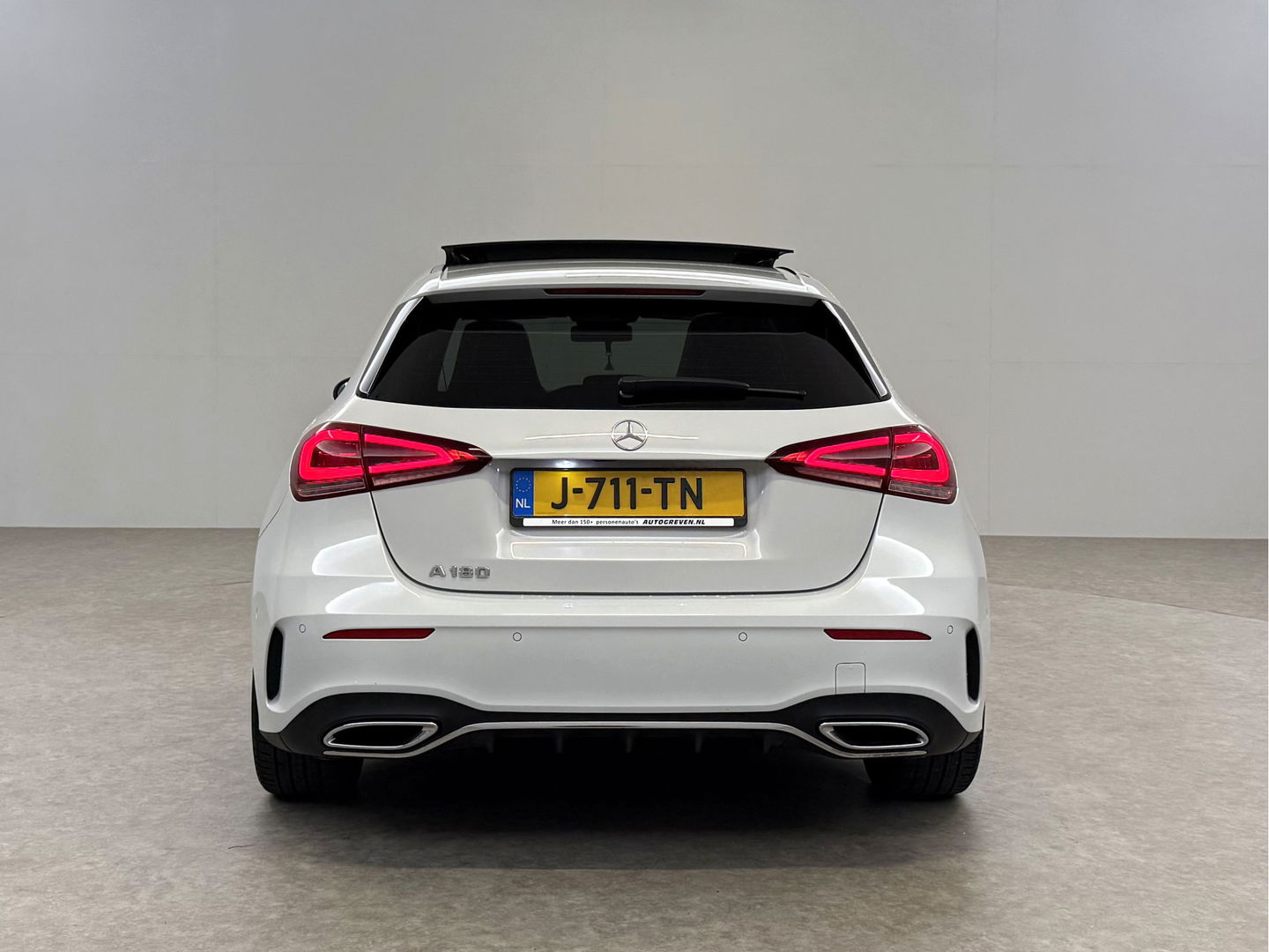 Mercedes-Benz A-Klasse 180 AMG | Pano | Virtual | Camera | Cruise | Carplay | Stoelverw. | Navi | NAP