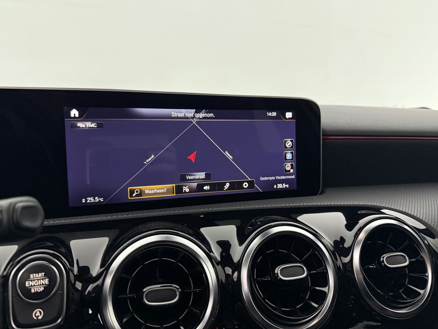 Mercedes-Benz A-Klasse 180 AMG | Pano | Virtual | Camera | Cruise | Carplay | Stoelverw. | Navi | NAP