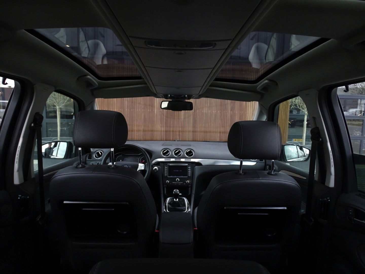 Ford Galaxy 1.6 SCTi 161PK / Platinum Edit. / NAP / 7 Pers / pano *NAP*