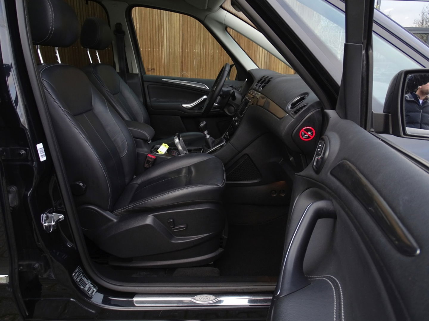 Ford Galaxy 1.6 SCTi 161PK / Platinum Edit. / NAP / 7 Pers / pano *NAP*