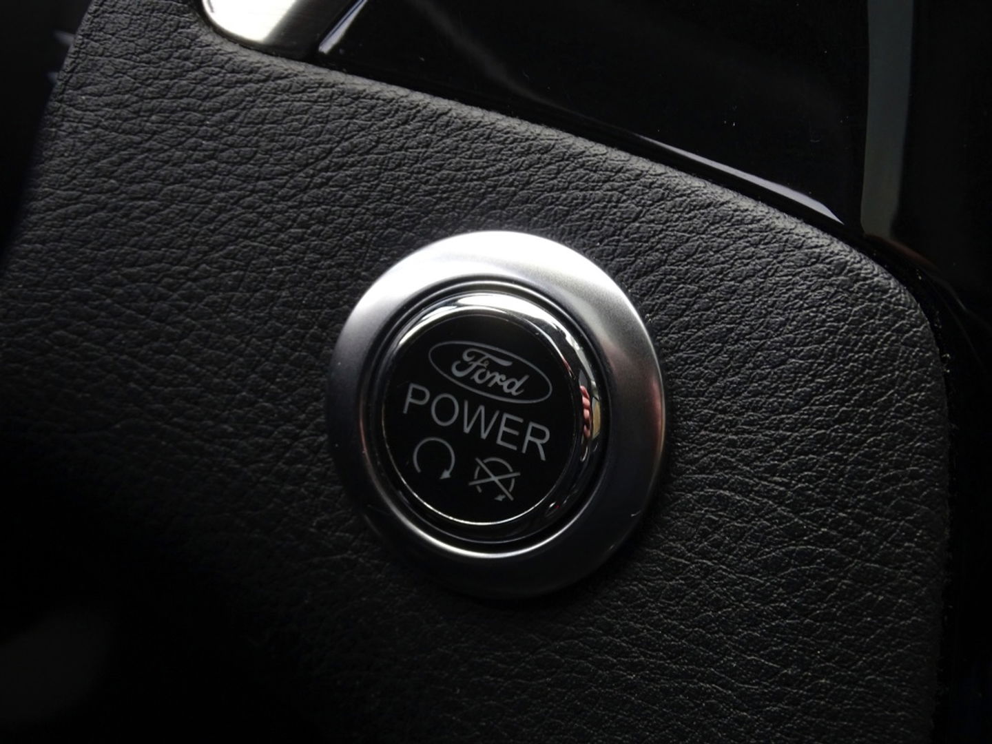 Ford Galaxy 1.6 SCTi 161PK / Platinum Edit. / NAP / 7 Pers / pano *NAP*