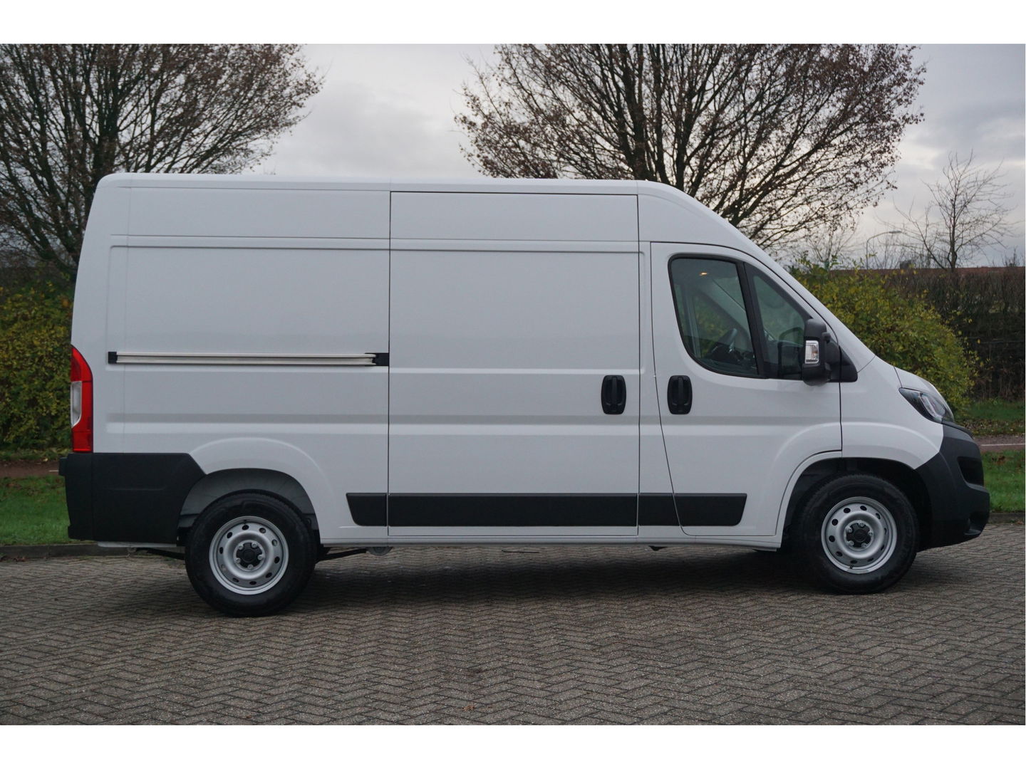 Fiat Ducato Maxi 35 2.2 140PK L2H2 BPM VRIJ!! Apple CP / Android A, Camera, Cruise, 270° Deur!! NR. J02*