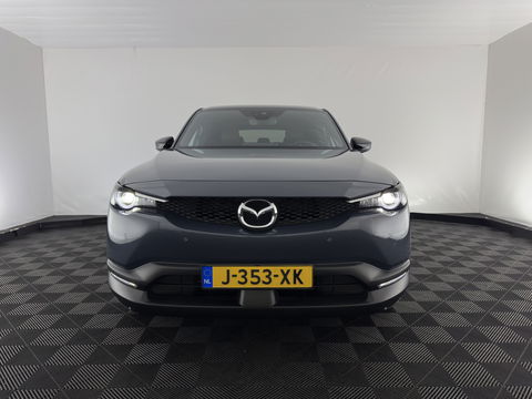 Mazda MX-30 e-SkyActiv 145 First Edition 36 kWh {SOH-92%} (INCL-BTW) *LEATHER-MICROFIBRE | FULL-LED | NAVI-FULLMAP | CCS-FASTLOADER | KEYLESS | BLIND-SPOT |  ADAPT.-CRUISE | HEAD-UP | CAMERA | DIGI-COCKPIT | MEMORY-PACK | SHIFT-PADDLES | ...