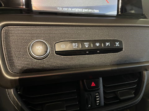 Ford Transit Courier 1.0 EcoBoost Trend benzine grijs kenteken / zo goed als nieuw / fabrieksgarantie tot 07-03-2026 / vaste prijs rijklaar € 19.950 ex / lease vanaf € 336 / direct leverbaar