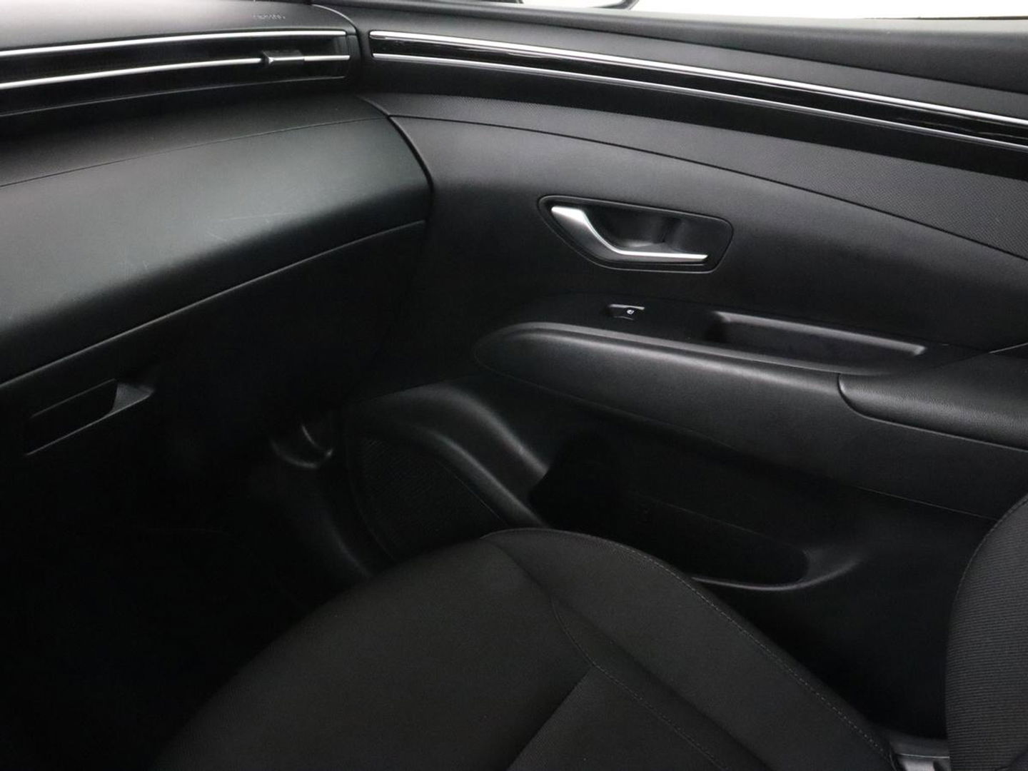 Hyundai Tucson 1.6 T-GDI PHEV Comfort 4WD | Trekhaak | Carplay | Adaptive cruise | Camera | Climate control | Navigatie | Digital Cockpit | Plug In