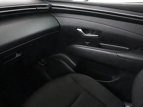 Hyundai Tucson 1.6 T-GDI PHEV Comfort 4WD | Trekhaak | Carplay | Adaptive cruise | Camera | Climate control | Navigatie | Digital Cockpit | Plug In