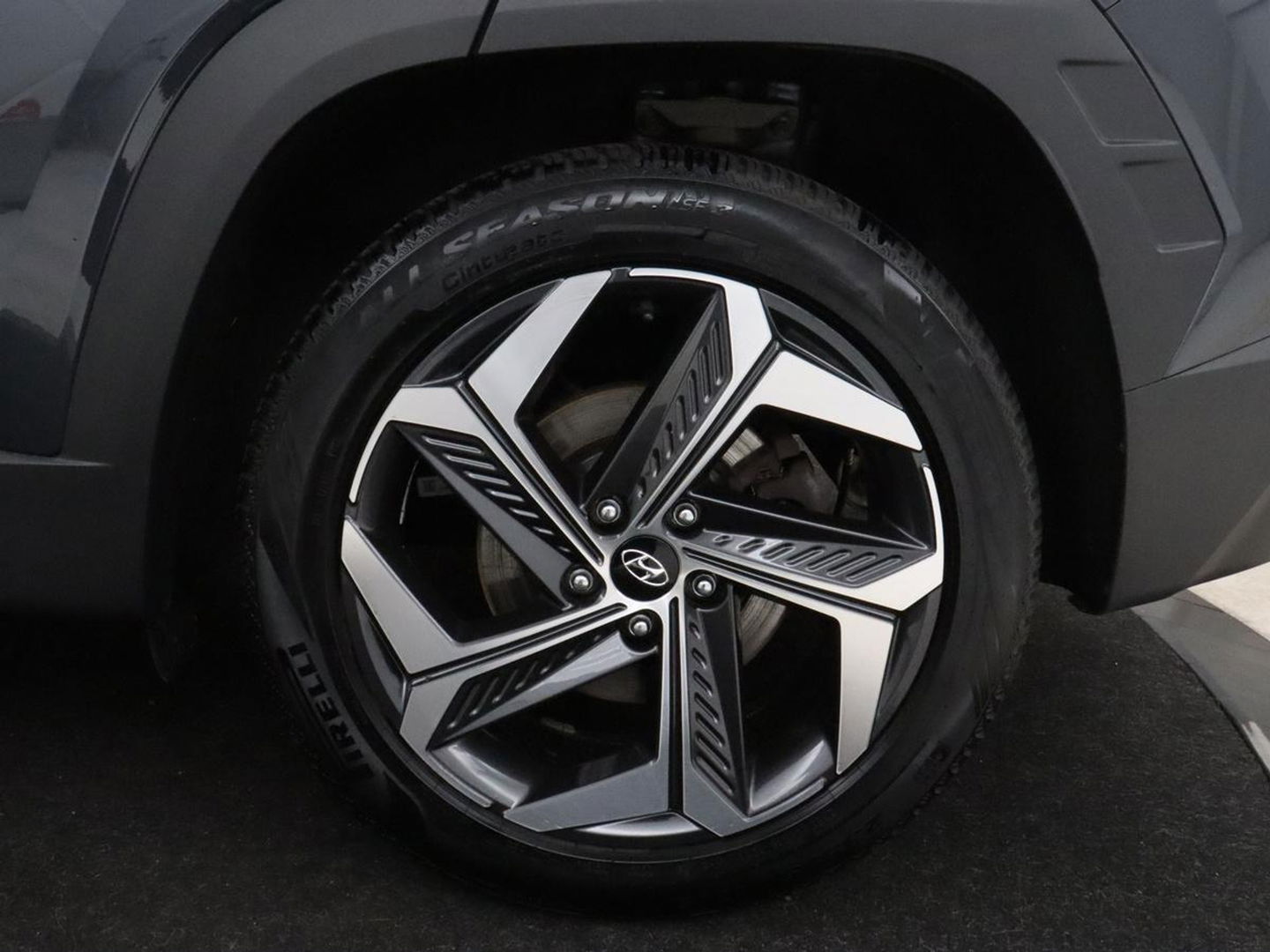 Hyundai Tucson 1.6 T-GDI PHEV Comfort 4WD | Trekhaak | Carplay | Adaptive cruise | Camera | Climate control | Navigatie | Digital Cockpit | Plug In