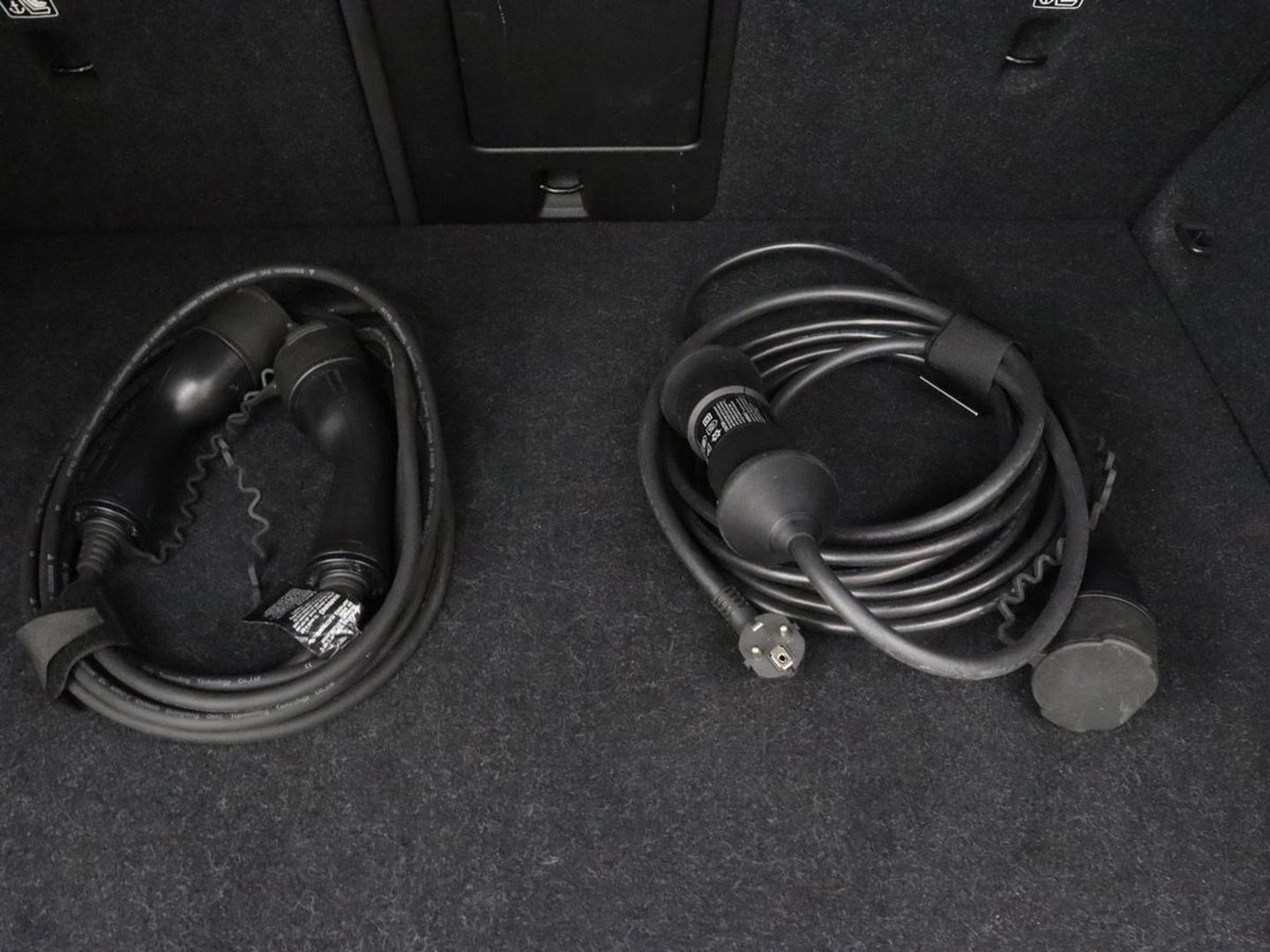 Volvo XC40 1.5 T5 Recharge Inscription | Trekhaak | Stoelverwarming | Adaptive cruise | Camera | Carplay | Navigatie | Full LED | Climate control | PHEV | Plug In