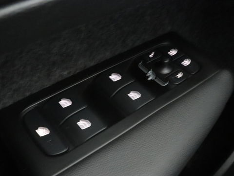 Volvo XC40 1.5 T5 Recharge Inscription | Trekhaak | Stoelverwarming | Adaptive cruise | Camera | Carplay | Navigatie | Full LED | Climate control | PHEV | Plug In