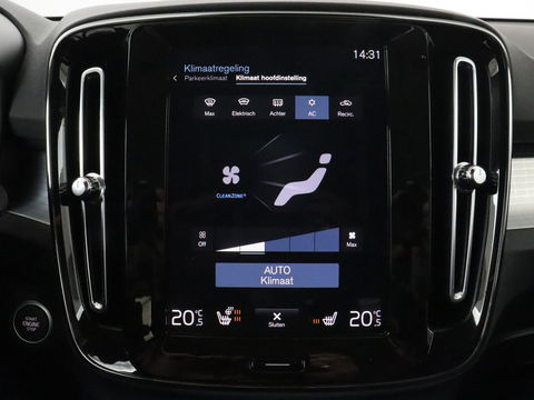 Volvo XC40 1.5 T5 Recharge Inscription | Trekhaak | Stoelverwarming | Adaptive cruise | Camera | Carplay | Navigatie | Full LED | Climate control | PHEV | Plug In