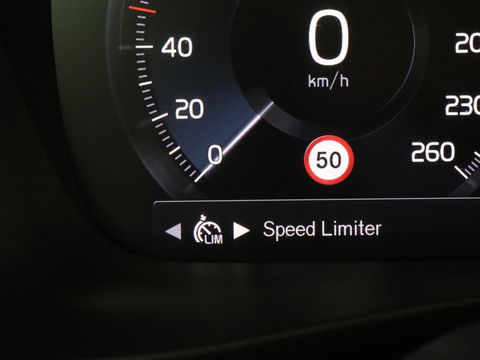 Volvo XC40 1.5 T5 Recharge Inscription | Trekhaak | Stoelverwarming | Adaptive cruise | Camera | Carplay | Navigatie | Full LED | Climate control | PHEV | Plug In