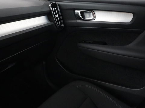 Volvo XC40 1.5 T5 Recharge Inscription | Trekhaak | Stoelverwarming | Adaptive cruise | Camera | Carplay | Navigatie | Full LED | Climate control | PHEV | Plug In