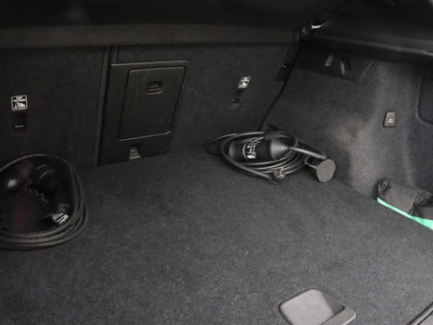 Volvo XC40 1.5 T5 Recharge Inscription | Trekhaak | Stoelverwarming | Adaptive cruise | Camera | Carplay | Navigatie | Full LED | Climate control | PHEV | Plug In