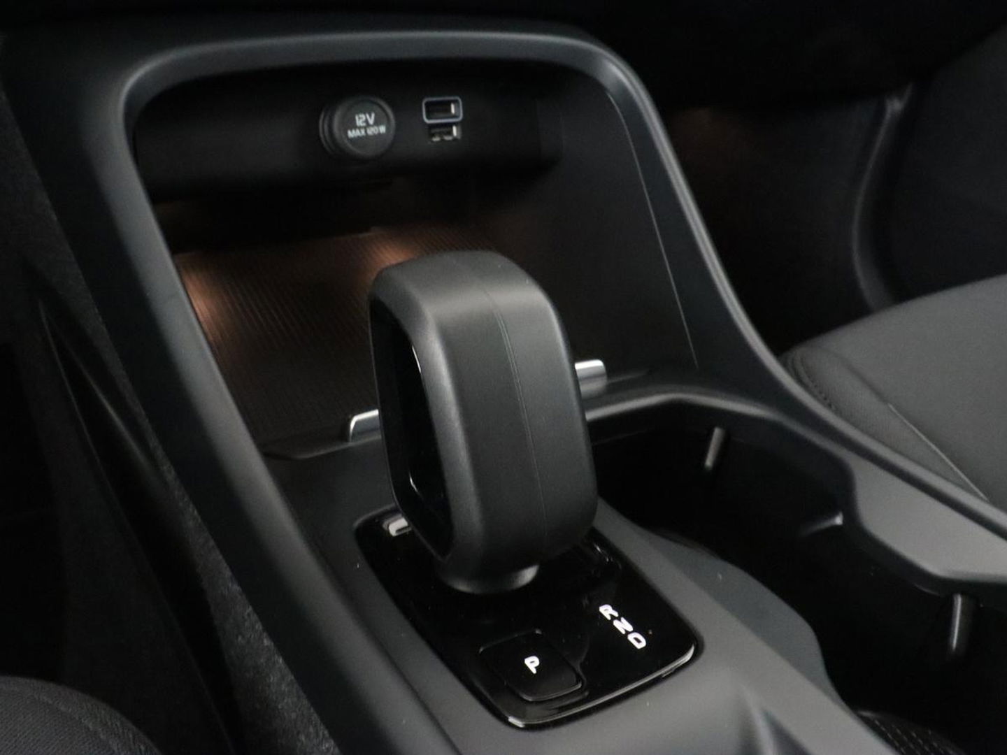 Volvo XC40 1.5 T5 Recharge Inscription | Trekhaak | Stoelverwarming | Adaptive cruise | Camera | Carplay | Navigatie | Full LED | Climate control | PHEV | Plug In