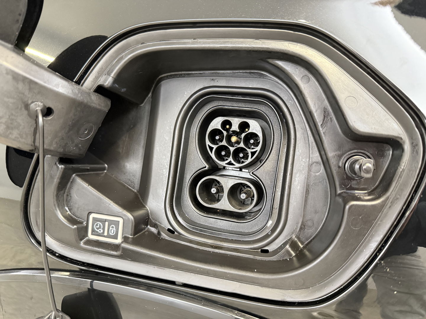 Peugeot e-208 EV Active 50 kWh | SOH 93% | Snelladen | Carplay | Cruise | Parkeersens. | Navi | NAP