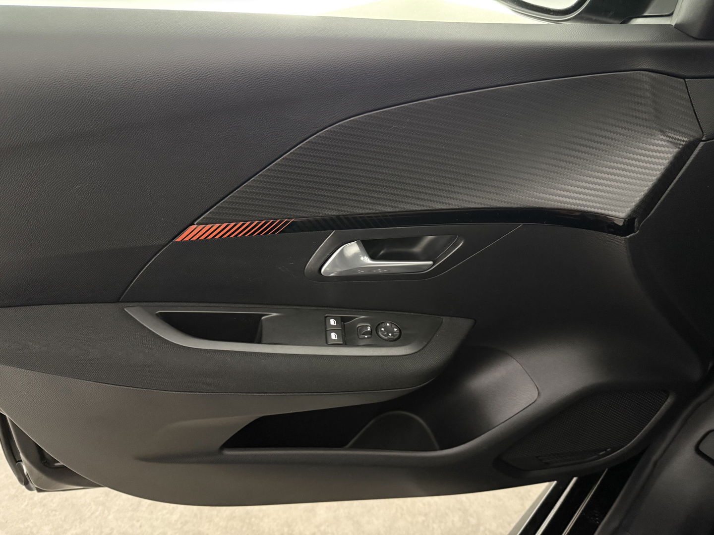 Peugeot e-208 EV Active 50 kWh | SOH 93% | Snelladen | Carplay | Cruise | Parkeersens. | Navi | NAP