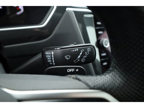 Volkswagen Tiguan 1.4 TSI eHybrid R-Line DSG | Pano | IQ. Light | HUD | Adapt. Cruise | Stoel- Stuurverw. | CarPlay