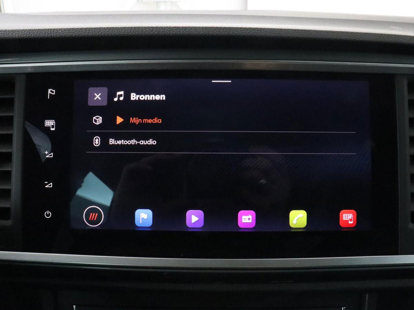 SEAT Ateca 2.0 TDI FR Intens | Leder/Alcantara | Stoelverwarming | 360 Camera | Trekhaak | BeatsAudio | Adaptive cruise | Virtual Cockpit | Carplay | Navigatie | Full LED