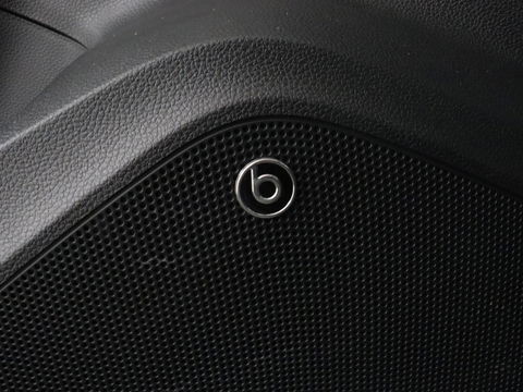 SEAT Ateca 2.0 TDI FR Intens | Leder/Alcantara | Stoelverwarming | 360 Camera | Trekhaak | BeatsAudio | Adaptive cruise | Virtual Cockpit | Carplay | Navigatie | Full LED