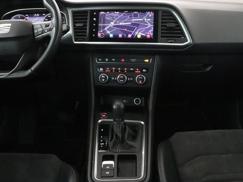 SEAT Ateca 2.0 TDI FR Intens | Leder/Alcantara | Stoelverwarming | 360 Camera | Trekhaak | BeatsAudio | Adaptive cruise | Virtual Cockpit | Carplay | Navigatie | Full LED