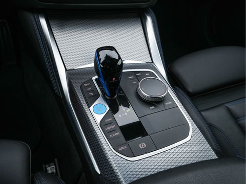 BMW i4 M50 M-Sportpack High Executive 84 kWh [ 3-Fase ] {SOH-97%} (INCL-BTW) *HEAD-UP | LASER-LED | LUXURY-LEATHER | HARMAN/KARDON | ADAPTIVE-CRUISE | BLIND-SPOT | TOP-VIEW | HEATED-SPORTSEATS | DAB+ | WIDE-COCKPIT | AMBIENT-LIGHT | NAVI-FULLMAP | 19