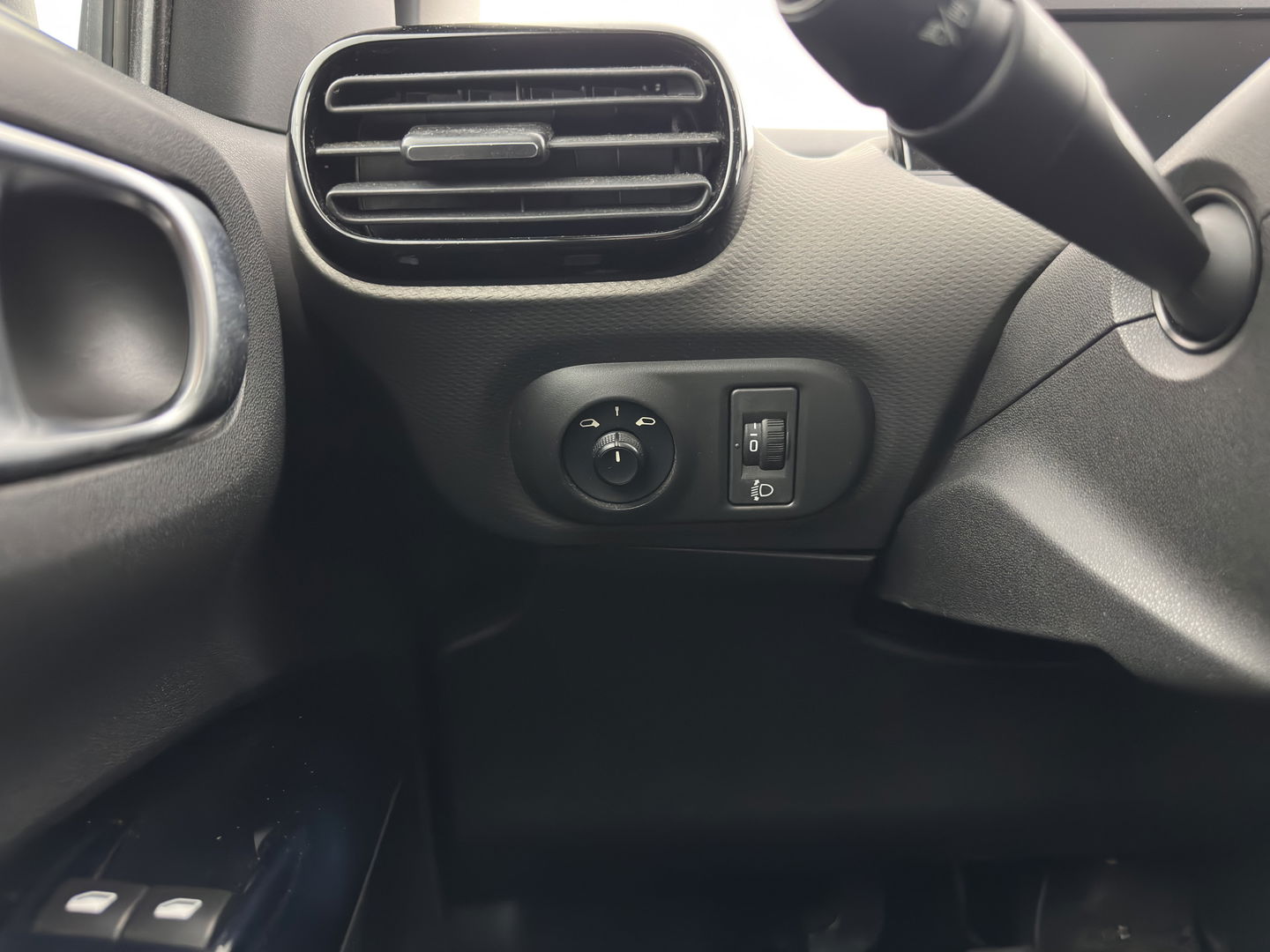 Citroën C4 Cactus 1.6 BlueHDi Feel *NAVI-FULLMAP | HEATED-COMFORTSEATS | CAMERA | ECC | PDC | CRUISE*