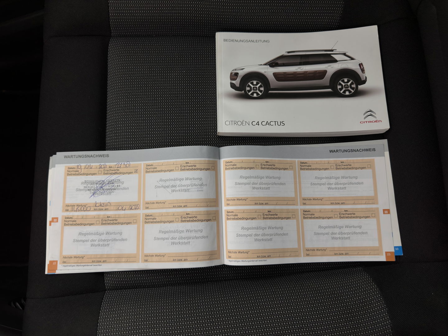 Citroën C4 Cactus 1.6 BlueHDi Feel *NAVI-FULLMAP | HEATED-COMFORTSEATS | CAMERA | ECC | PDC | CRUISE*