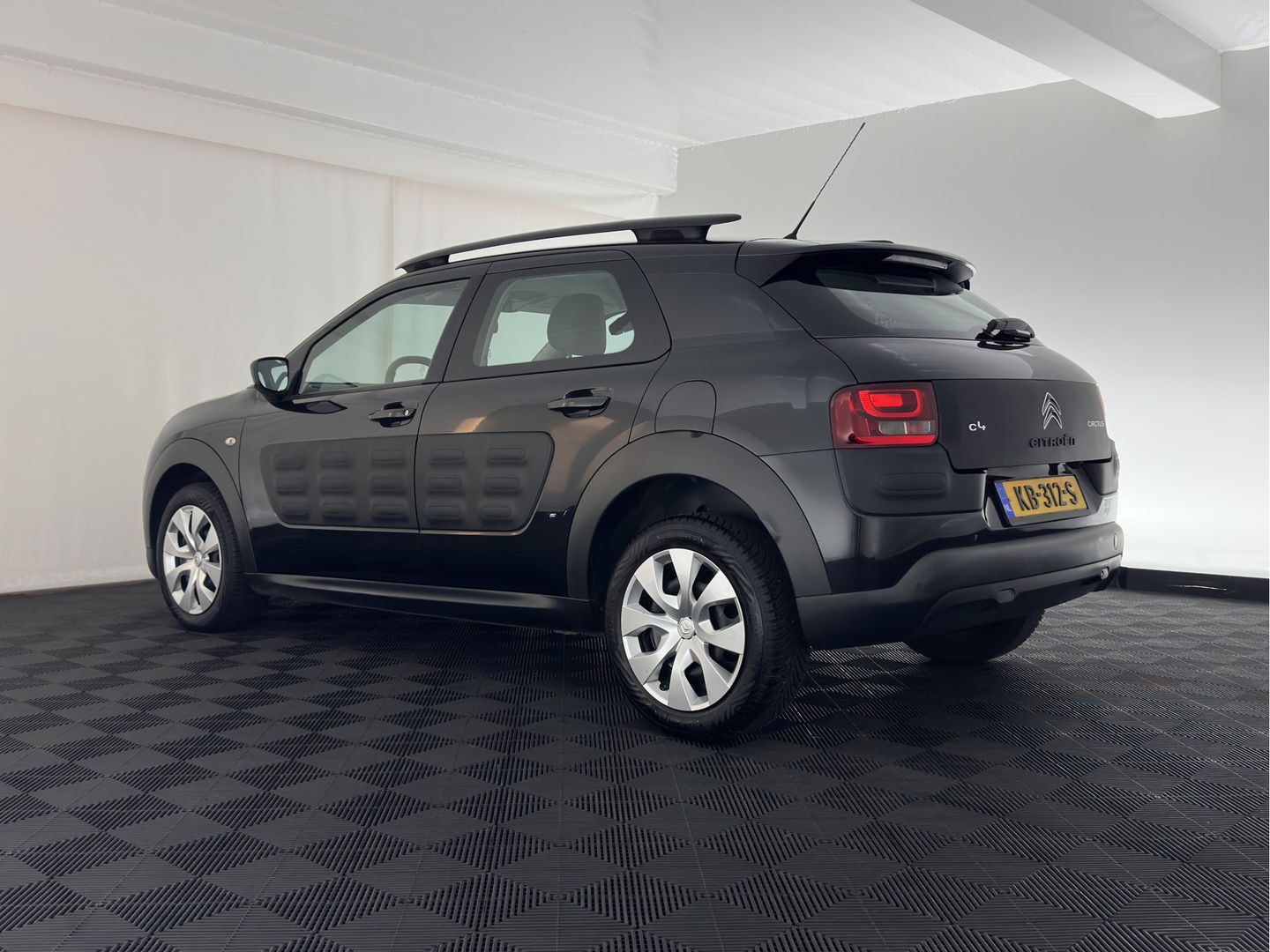 Citroën C4 Cactus 1.6 BlueHDi Feel *NAVI-FULLMAP | HEATED-COMFORTSEATS | CAMERA | ECC | PDC | CRUISE*
