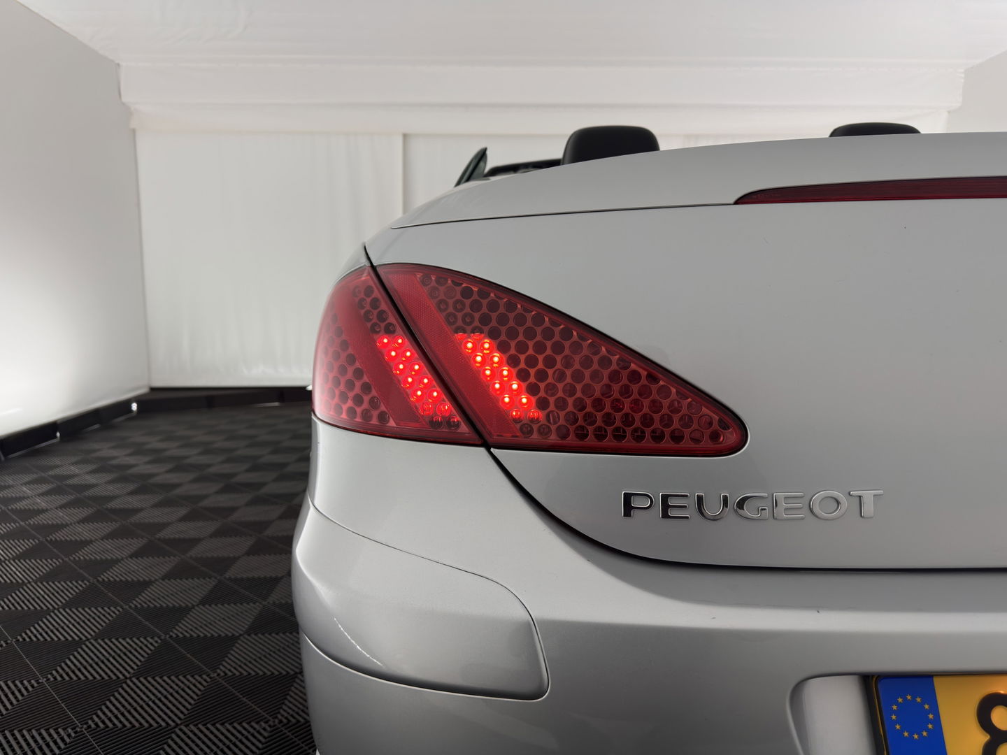 Peugeot 307 CC 1.6-16V *LUXURY-LEATHER | NAVI-FULLMAP | HEATED-SPORTSEATS | ECC | PDC | CRUISE | 16''ALU*