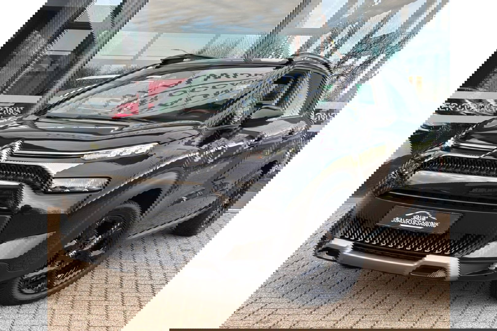 Citroën C3 Aircross 1.2 PT S&S SHINE AUTOMAAT NAVI PDC CRUISECONTROL.