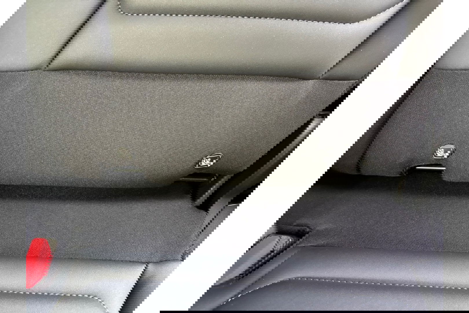 Citroën C3 Aircross 1.2 PT S&S SHINE AUTOMAAT NAVI PDC CRUISECONTROL.