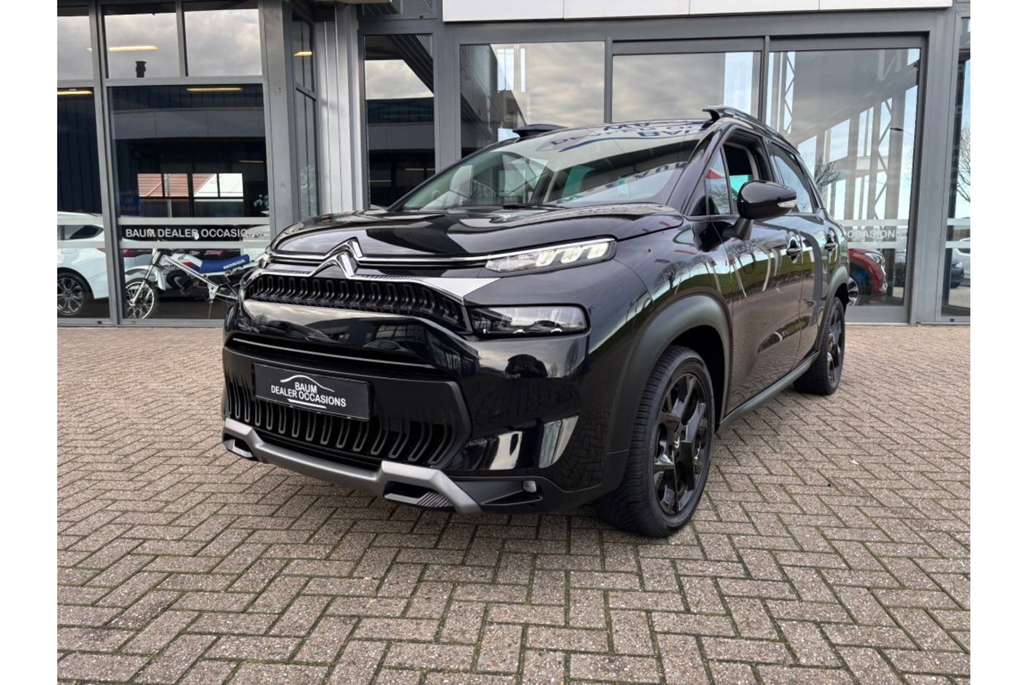 Citroën C3 Aircross 1.2 PT S&S SHINE AUTOMAAT NAVI PDC CRUISECONTROL.