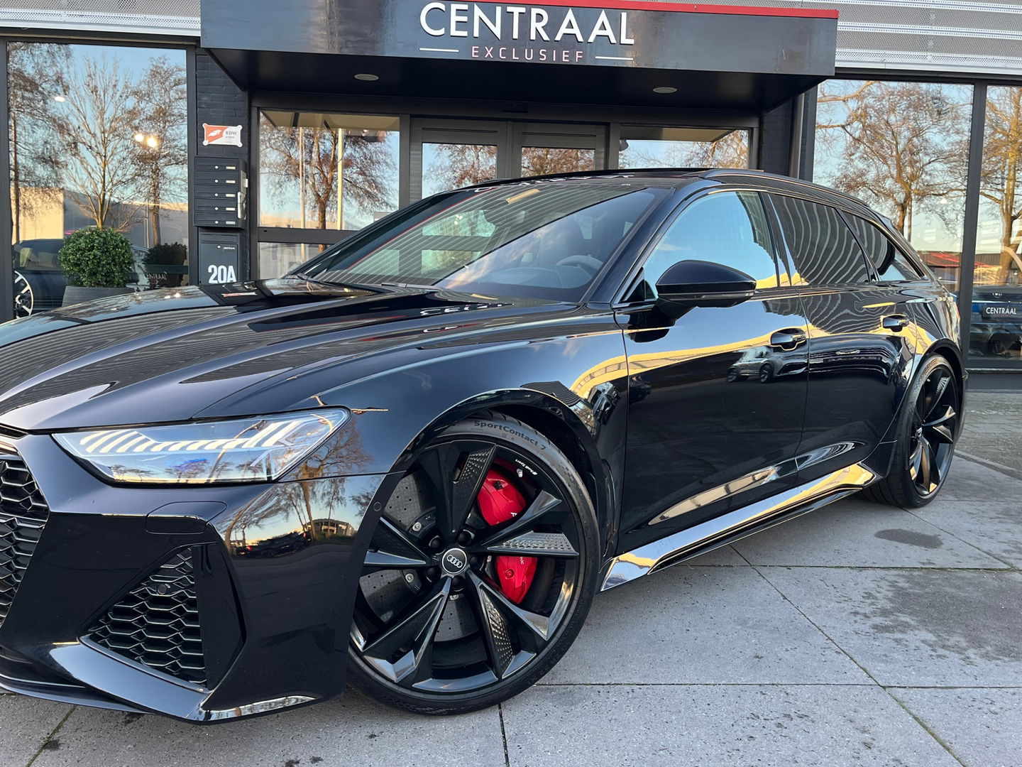 Audi RS6 Avant TFSI Quattro|Pano|Keramisch|B&O|4wiel-besturing|Head-Up|ACC|Memory|360Camera|Carplay|600PK