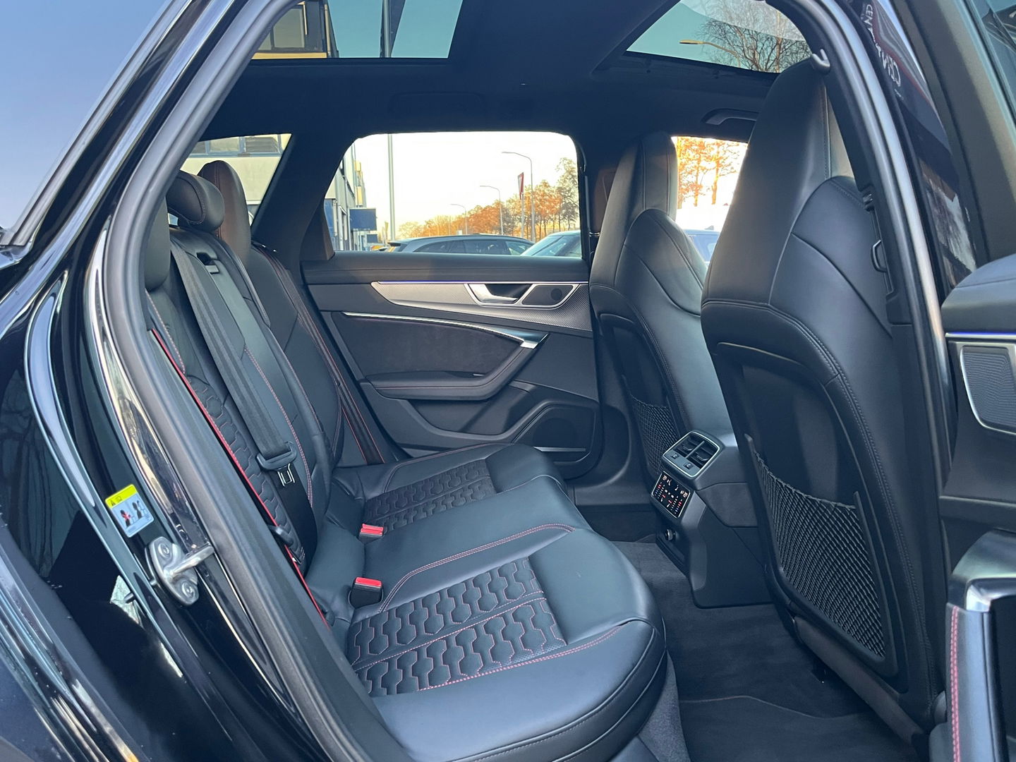 Audi RS6 Avant TFSI Quattro|Pano|Keramisch|B&O|4wiel-besturing|Head-Up|ACC|Memory|360Camera|Carplay|600PK