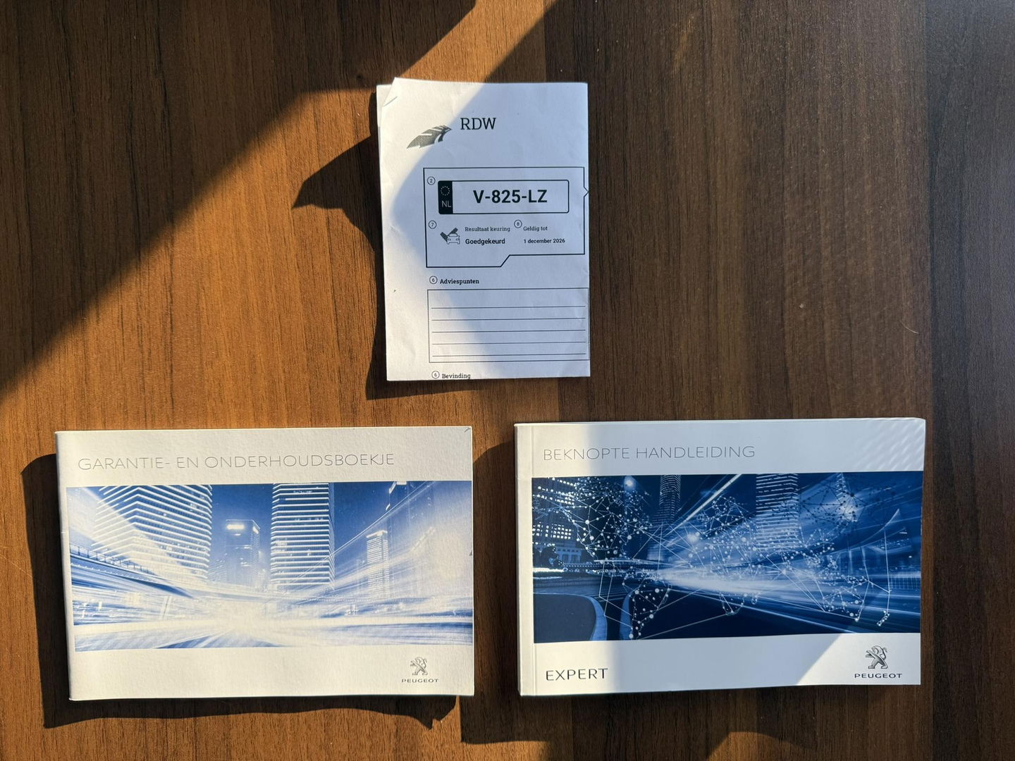 Peugeot Expert 226S 1.6 BlueHDI 95 zwart metallic 76688km nap