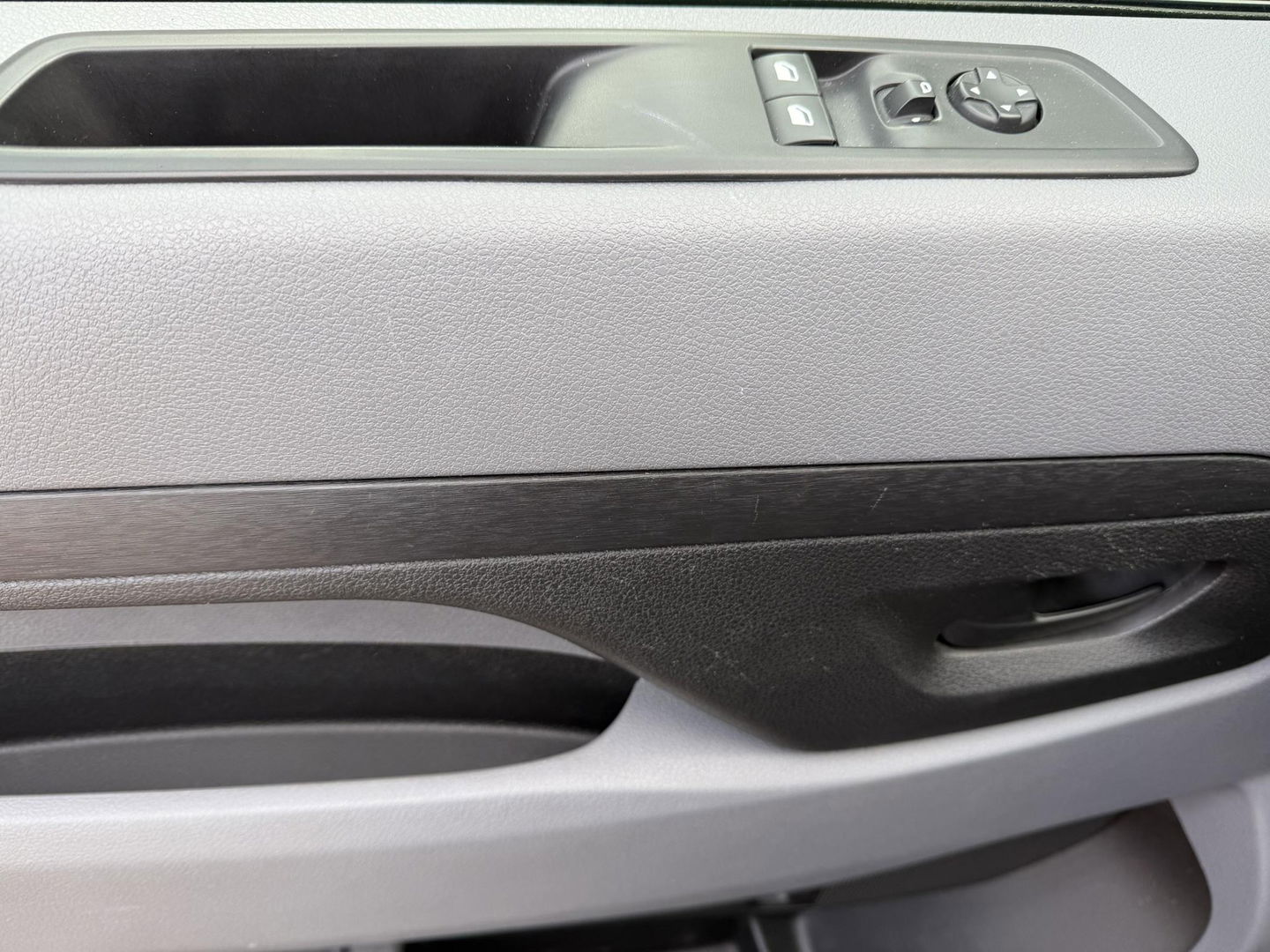 Peugeot Expert 226S 1.6 BlueHDI 95 zwart metallic 76688km nap