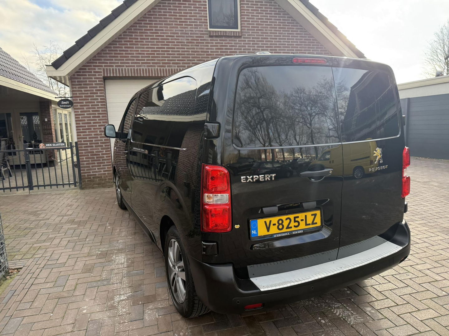 Peugeot Expert 226S 1.6 BlueHDI 95 zwart metallic 76688km nap