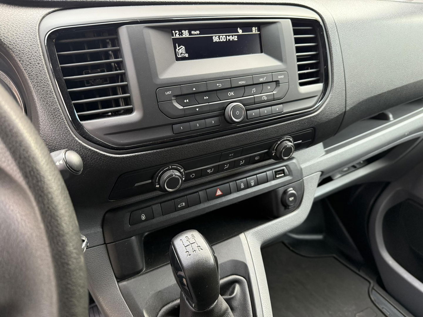 Peugeot Expert 226S 1.6 BlueHDI 95 zwart metallic 76688km nap