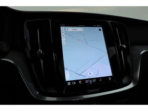 Volvo V60 2.0 T8 Plug-in hybrid AWD Ultra Dark | Full Option |  Bowers & Wilkins | Massage | Trekhaak | HUD |