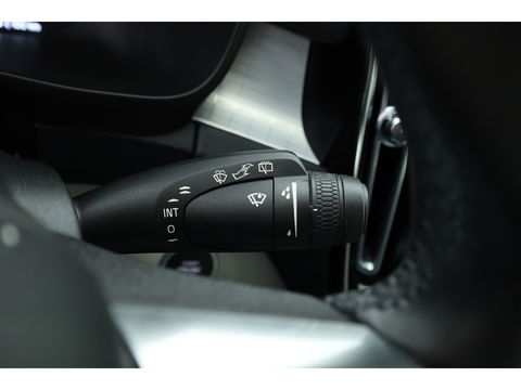 Volvo XC40 1.5 T4 Recharge Inscription Expression | Leer Blond | Stoel + stuurverw. | Camera | elek. stoelen |
