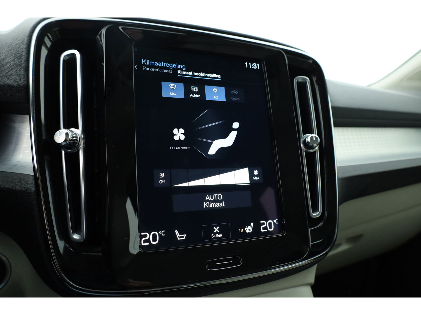 Volvo XC40 1.5 T4 Recharge Inscription Expression | Leer Blond | Stoel + stuurverw. | Camera | elek. stoelen |