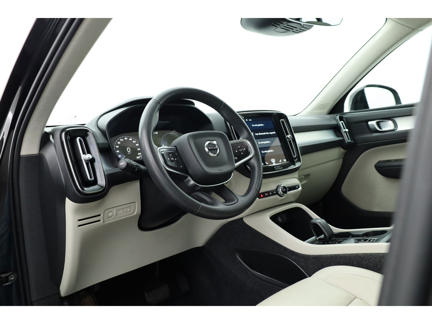 Volvo XC40 1.5 T4 Recharge Inscription Expression | Leer Blond | Stoel + stuurverw. | Camera | elek. stoelen |