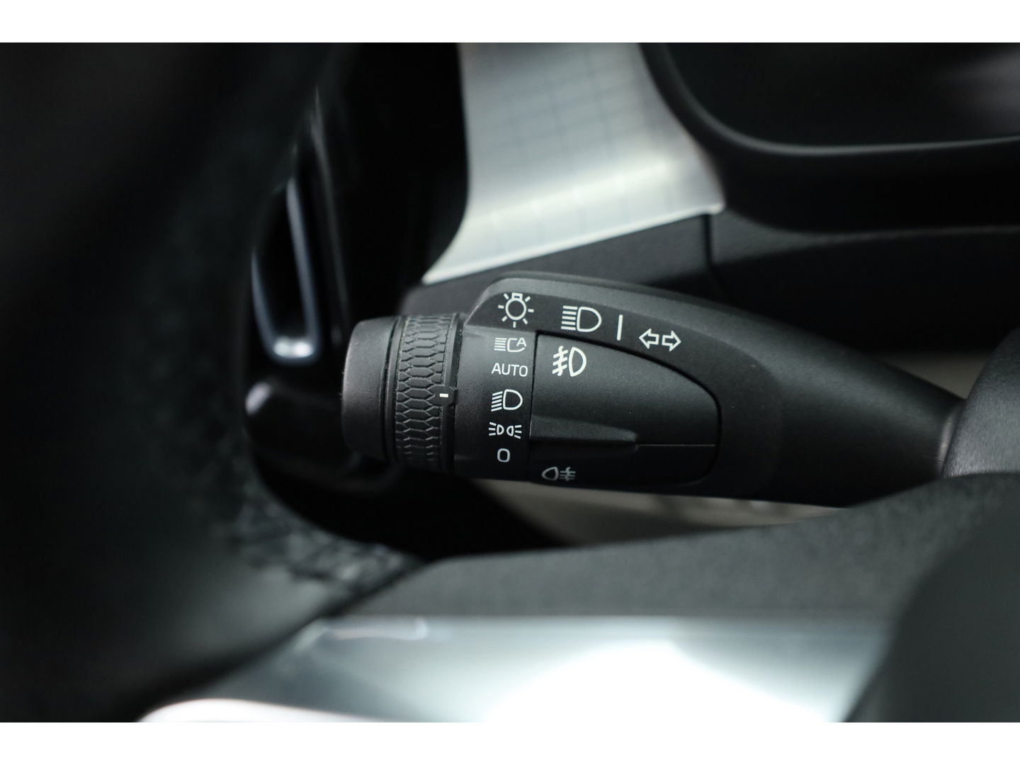 Volvo XC40 1.5 T4 Recharge Inscription Expression | Leer Blond | Stoel + stuurverw. | Camera | elek. stoelen |