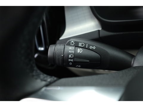 Volvo XC40 1.5 T4 Recharge Inscription Expression | Leer Blond | Stoel + stuurverw. | Camera | elek. stoelen |