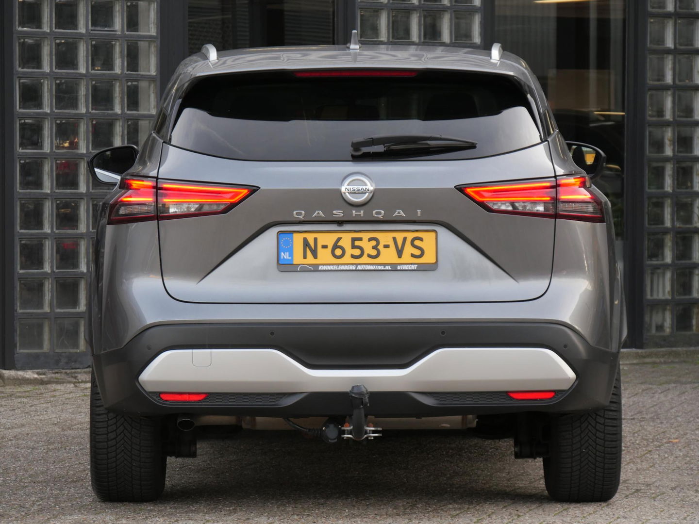 Nissan QASHQAI 1.3 PREMIERE/ 360°CAMERA/ HEAD-UP/ PANORAMADAK/ TREKHAAK/ NL-AUTO VAN 1STE EIGENAAR