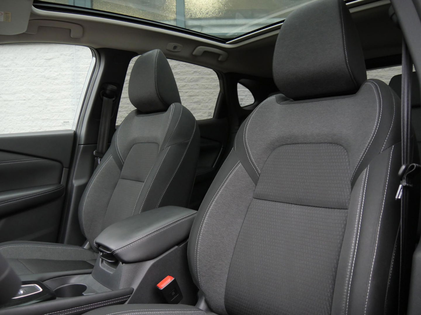 Nissan QASHQAI 1.3 PREMIERE/ 360°CAMERA/ HEAD-UP/ PANORAMADAK/ TREKHAAK/ NL-AUTO VAN 1STE EIGENAAR